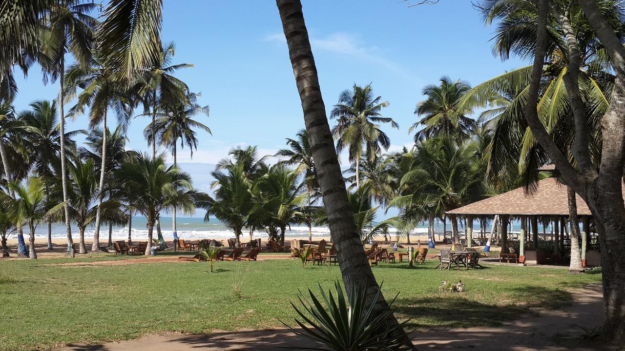 Ko-Sa Beach Resort Ltd Ampeni Dış mekan fotoğraf