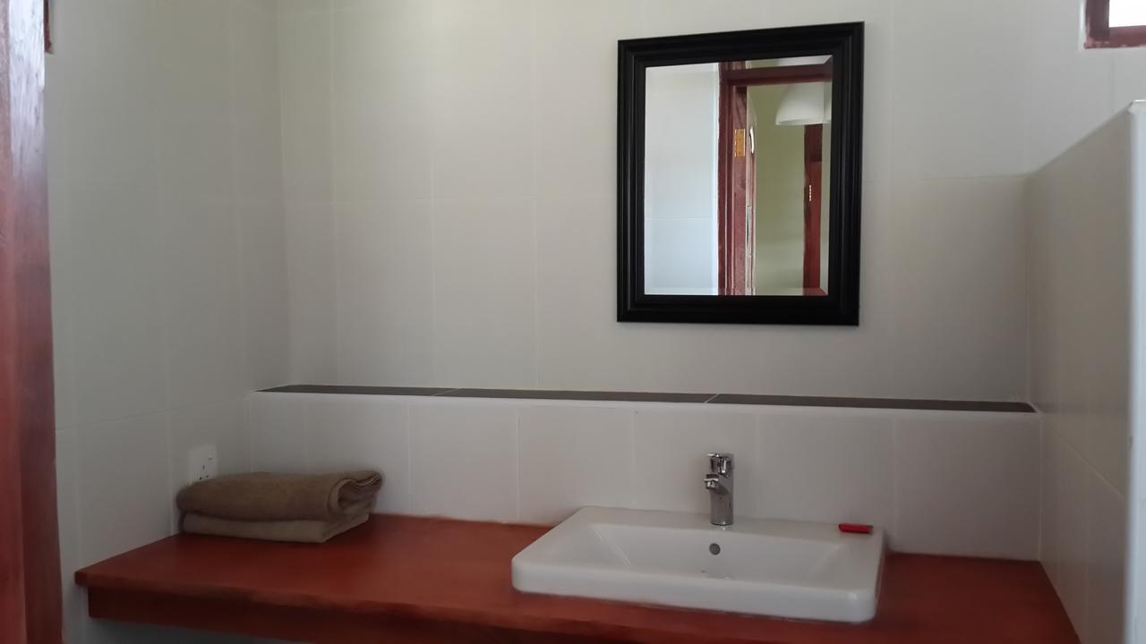 Ko-Sa Beach Resort Ltd Ampeni Dış mekan fotoğraf