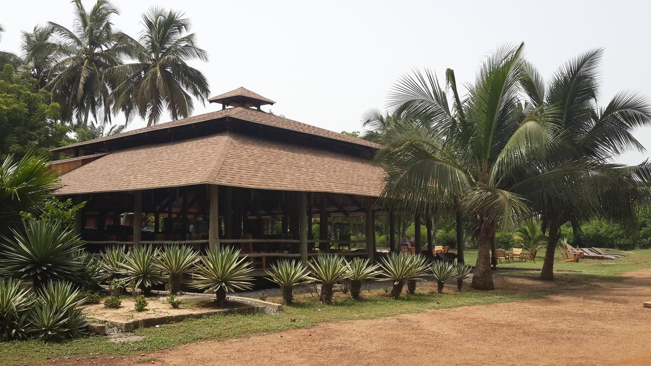 Ko-Sa Beach Resort Ltd Ampeni Dış mekan fotoğraf